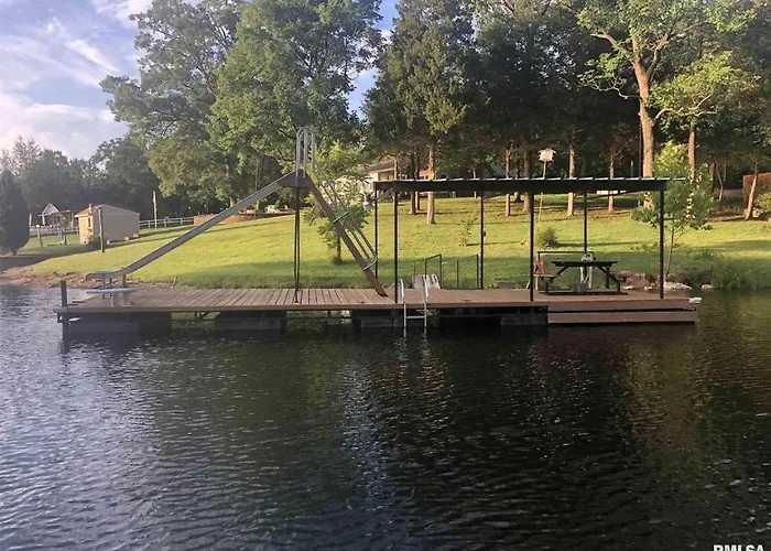 Hot Tub Diving Board Slide & More! Holiday home